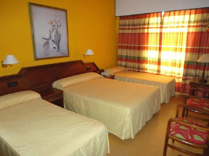 Apartamentos Sarga Sentirgalicia Cabanas Exterior photo